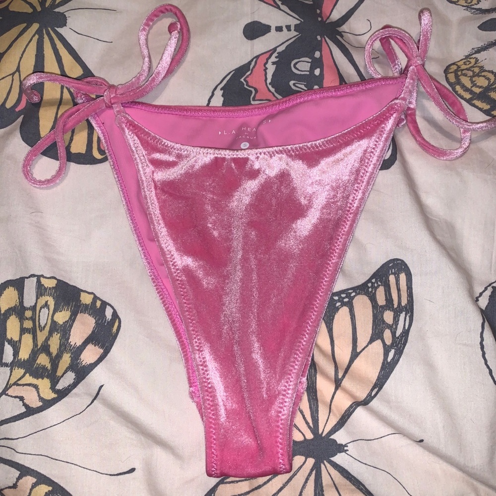 Bikini bottoms